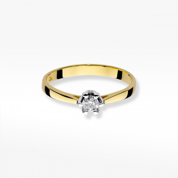 Pierścionek zaręczynowy z diamentem