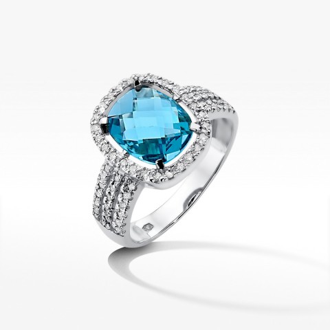 Pierścionek zaręczynowy z topazem