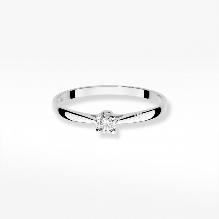 Złoty pierścionek z diamentami