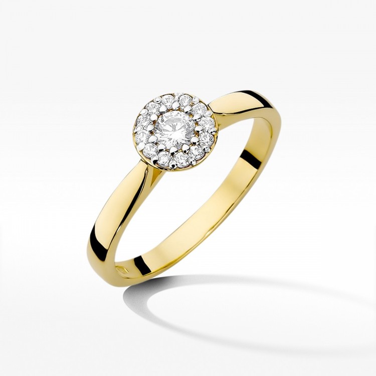 Złoty pierścionek z diamentami