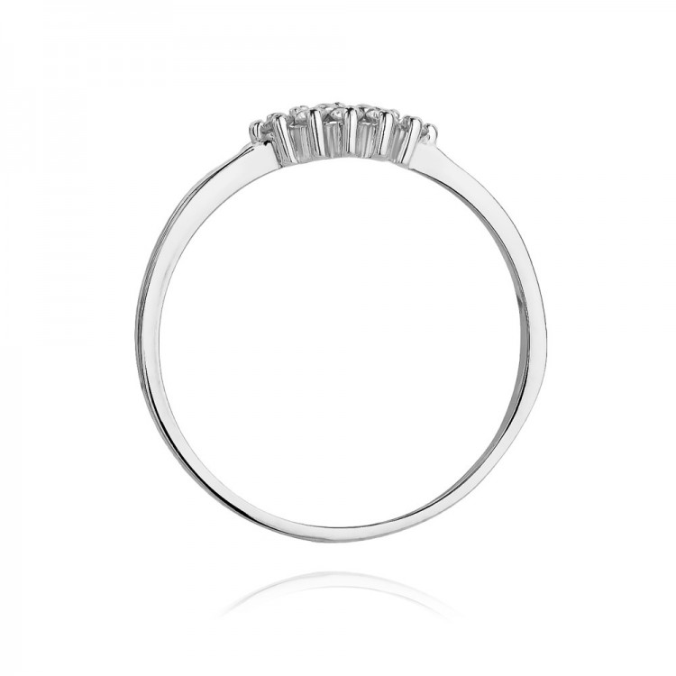 Złoty pierścionek z diamentami