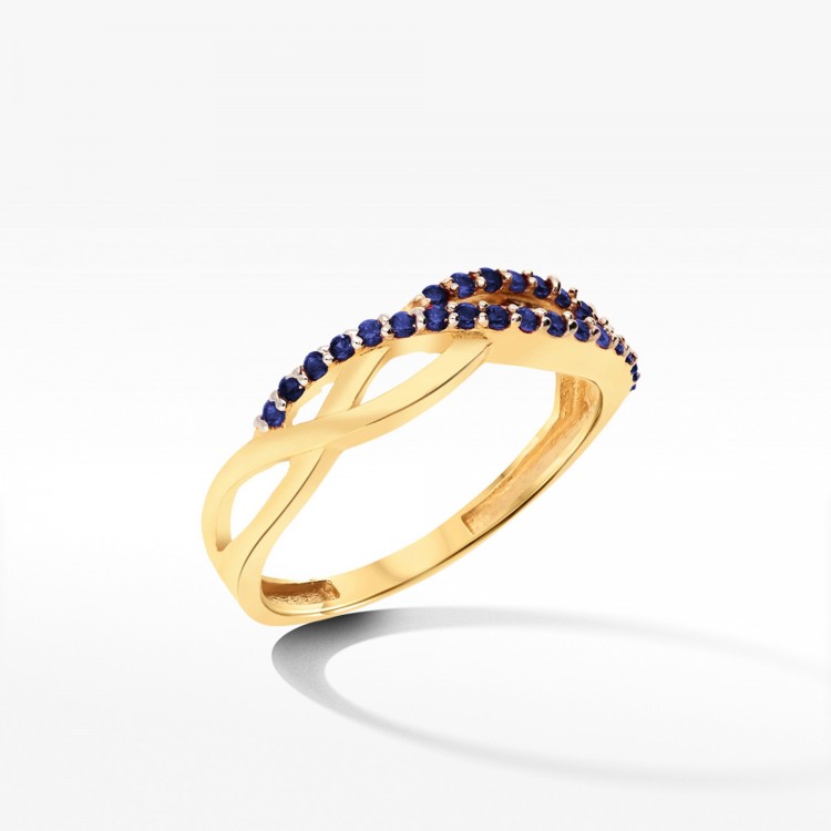 Złoty pierścionek z cyrkoniami