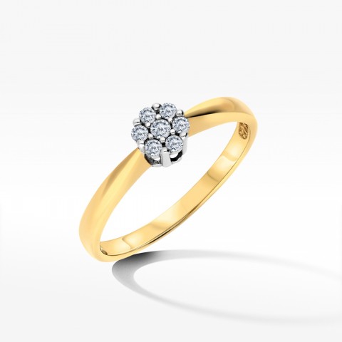 Złoty pierścionek z cyrkoniami rozm.11