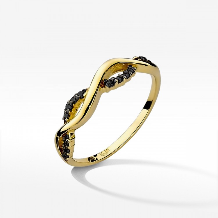 Pierścionek z czarnymi diamentami