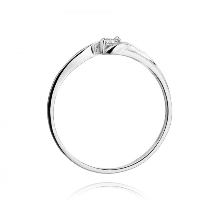 Pierścionek z białego złota z diamentem