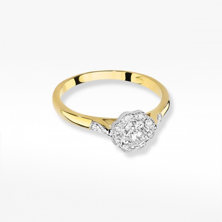 Pierścionek z diamentami