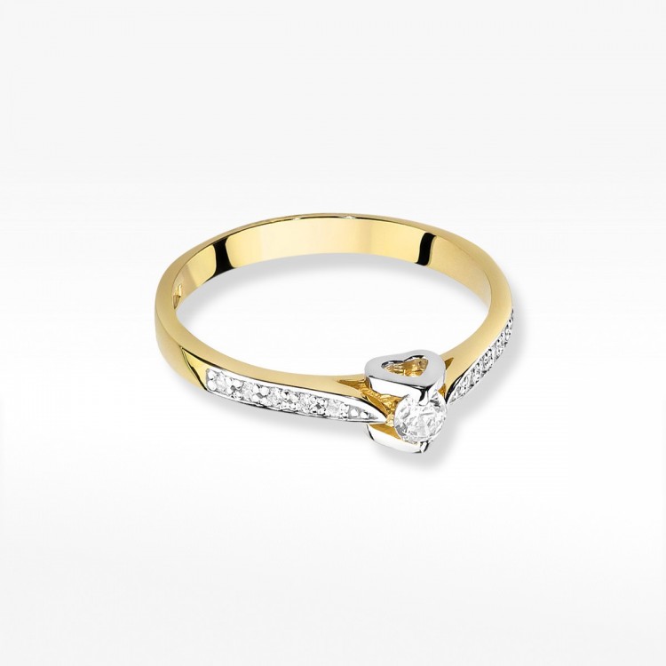 Pierścionek z żółtego złota z diamentami