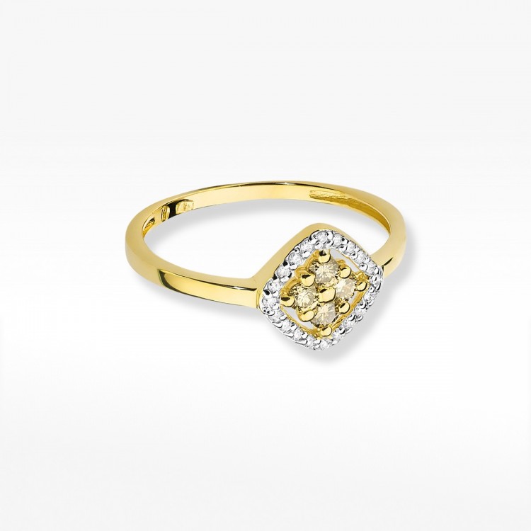 Pierścionek z brązowymi diamentami