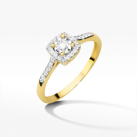 Pierścionek z diamentami