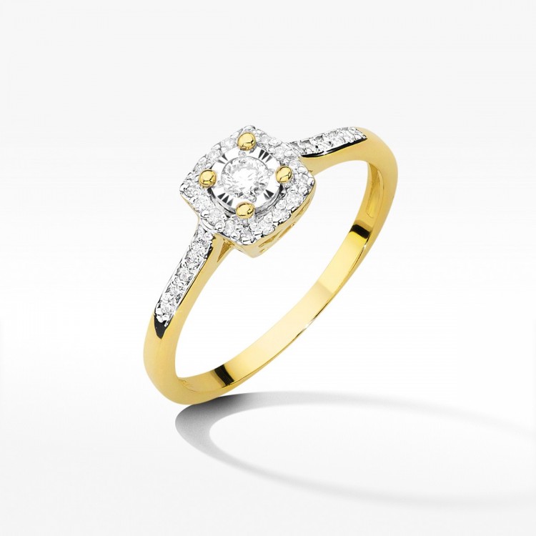 Pierścionek z diamentami