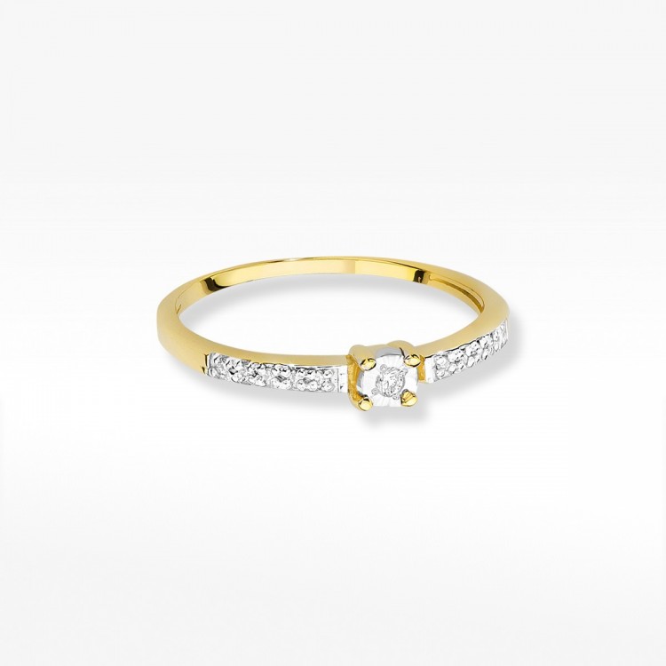 Pierścionek z diamentami