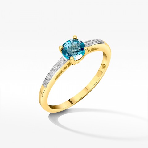 Złoty pierścionek z topazem