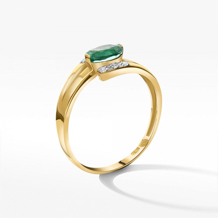 Złoty pierścionek zaręczynowy ze szmaragdem