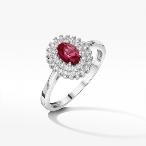 Złoty pierścionek z rubinem i diamentami