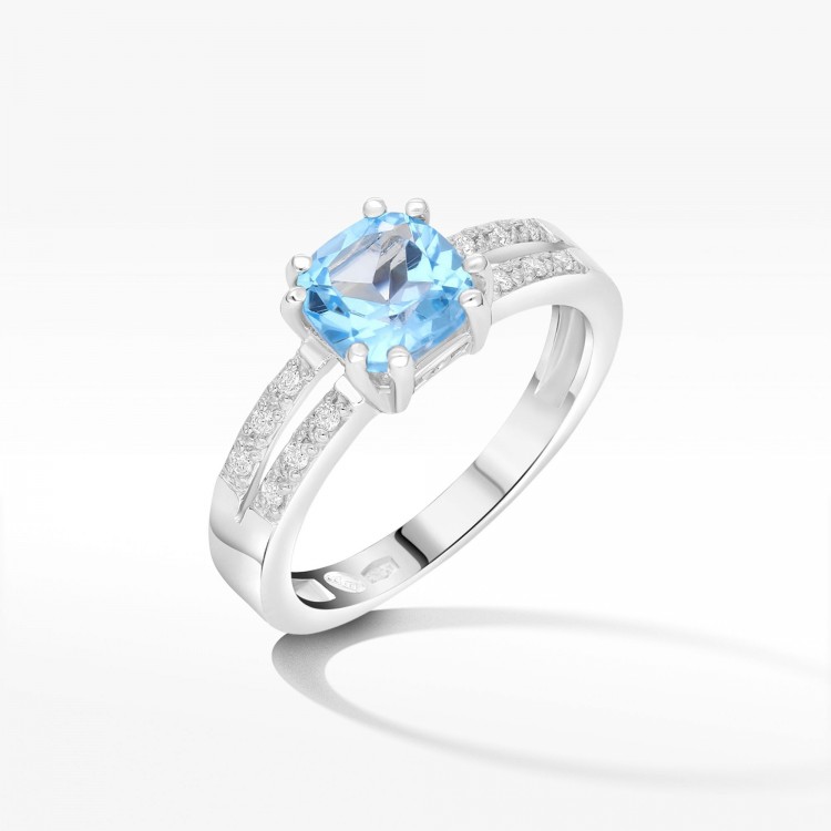 Pierścionek z topazem i diamentami