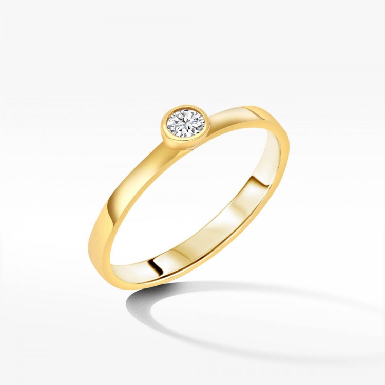 Złoty pierścionek z cyrkonią