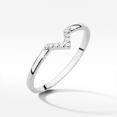 Pierścionek z diamentami z białego złota