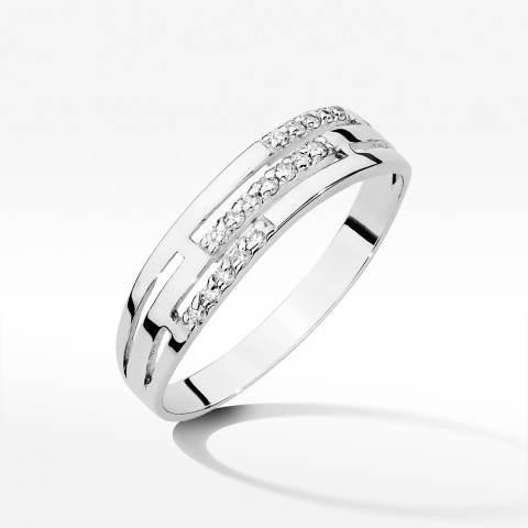 Pierścionek z białego złota z diamentami