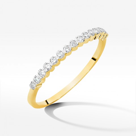 Pierścionek z żółtego złota z diamentami