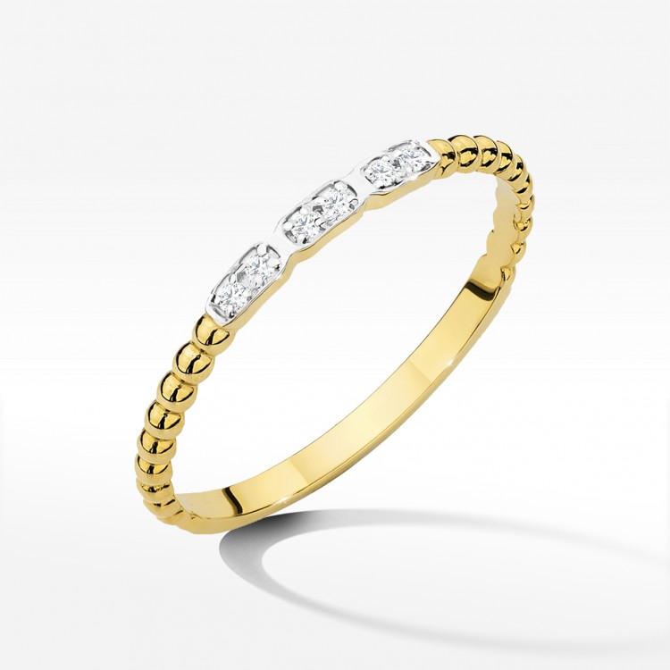 Pierścionek z żółtego złota z diamentami