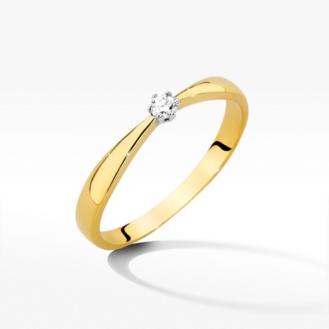 Pierścionek z żółtego złota z diamentem