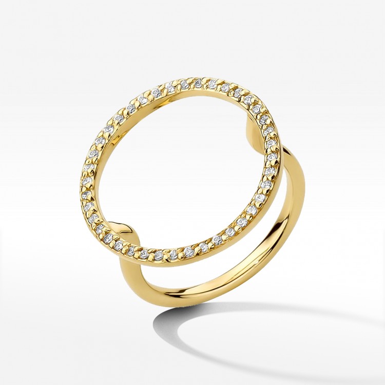 Pierścionek z żółtego złota z diamentami