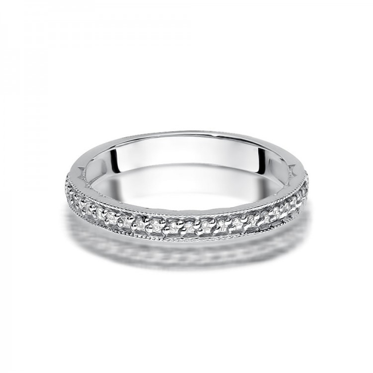 Pierścionek z białego złota z diamentami