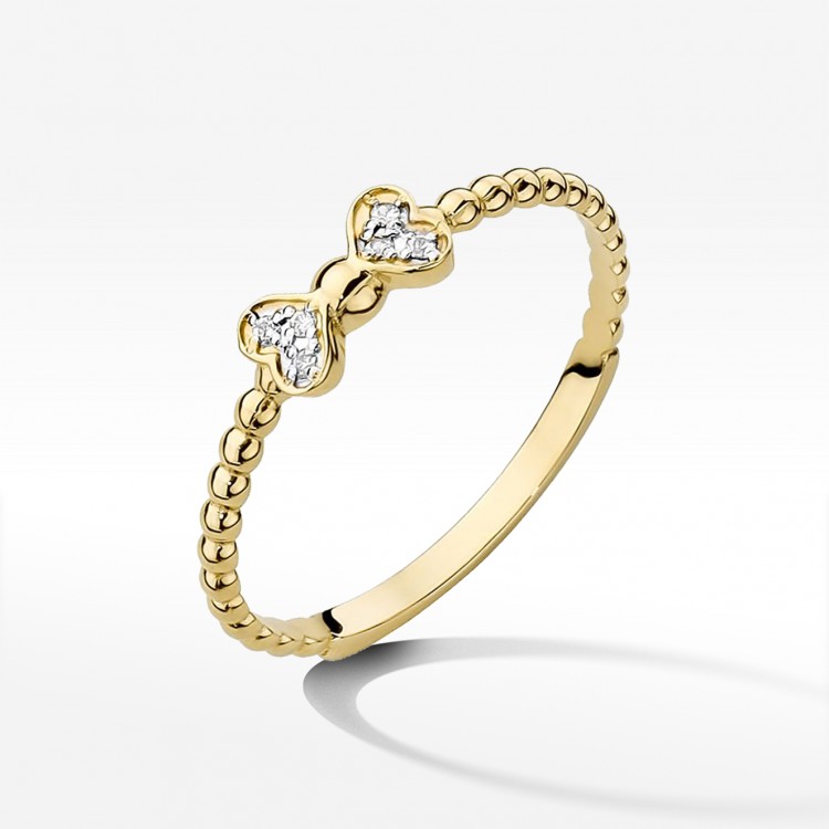 Pierścionek z żółtego złota z diamentami