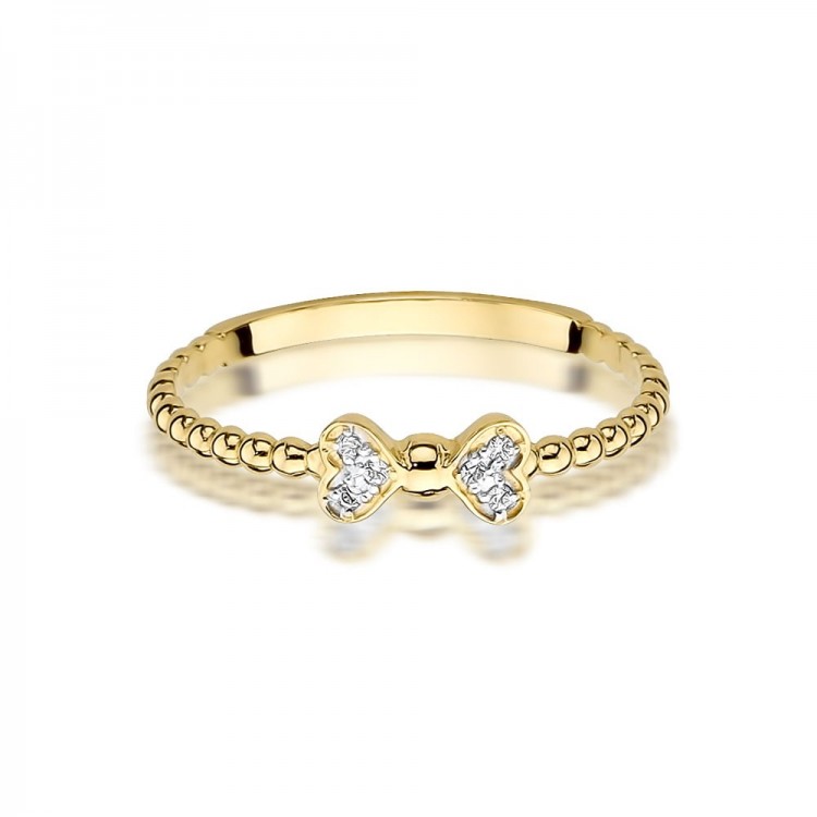 Pierścionek z żółtego złota z diamentami