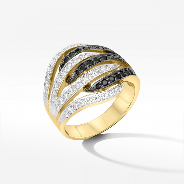 Złoty pierścionek z cyrkoniami