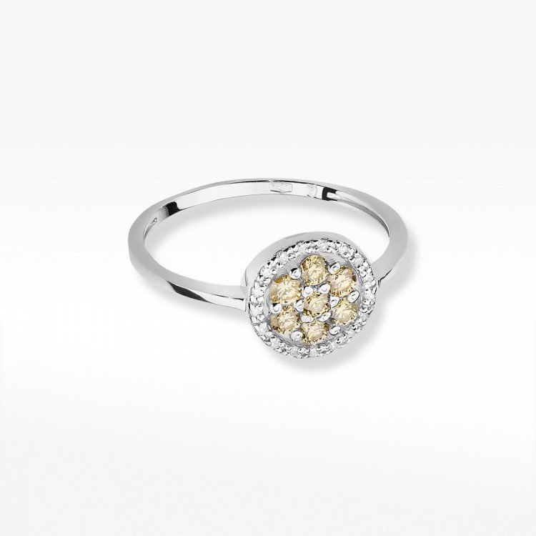 Złoty pierścionek z brązowymi diamentami