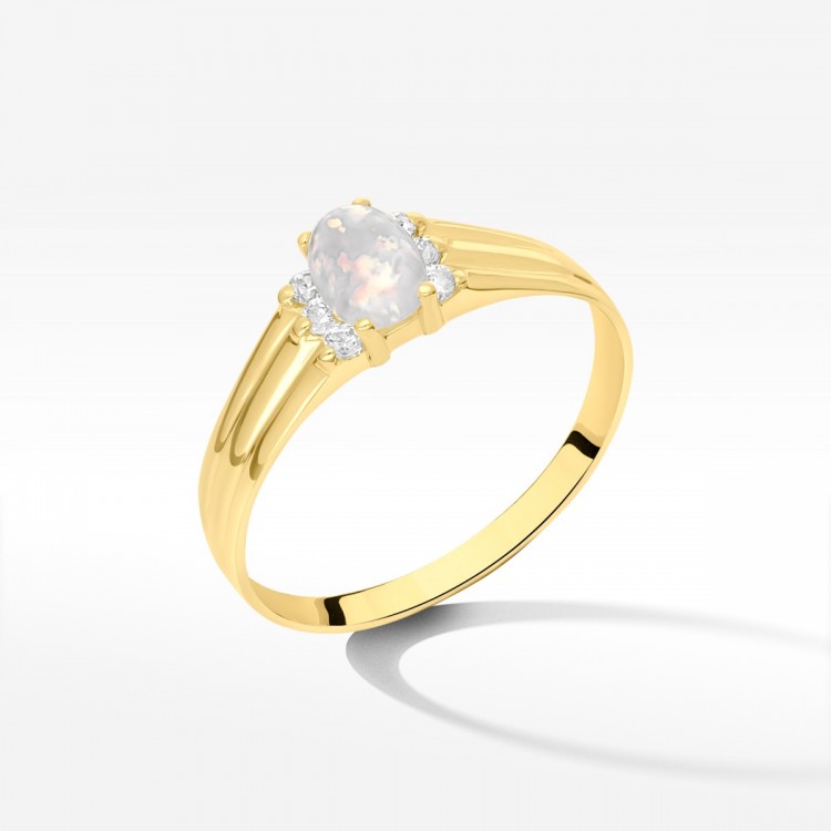Pierścionek ze złota z opalem