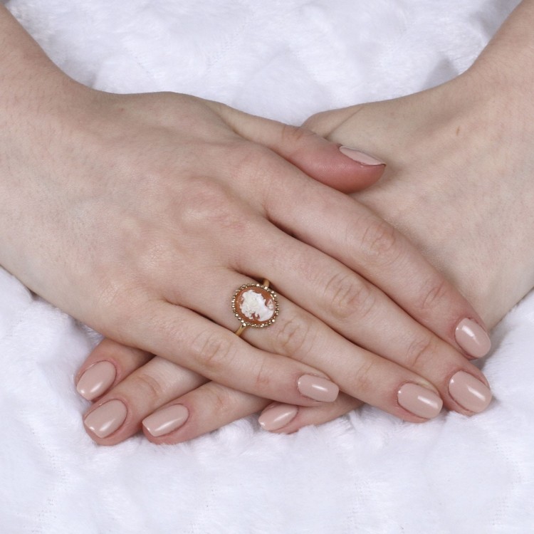 Dall'acqua Pierścionek ze złota z kameą