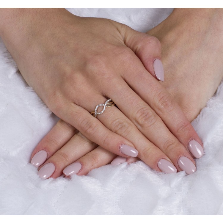 Pierścionek ze złota z cyrkoniami