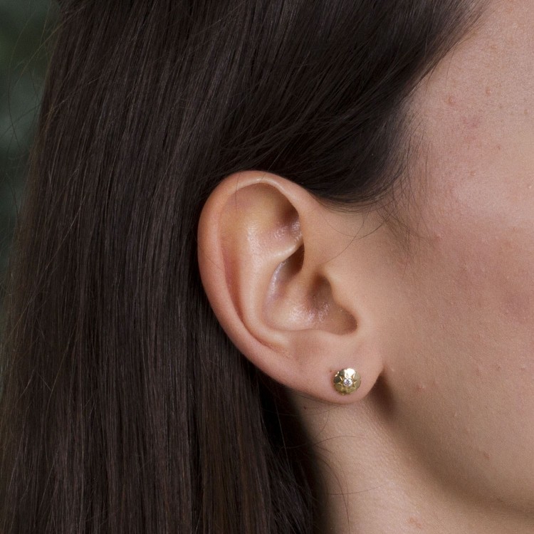 złote kolczyki z cyrkonią