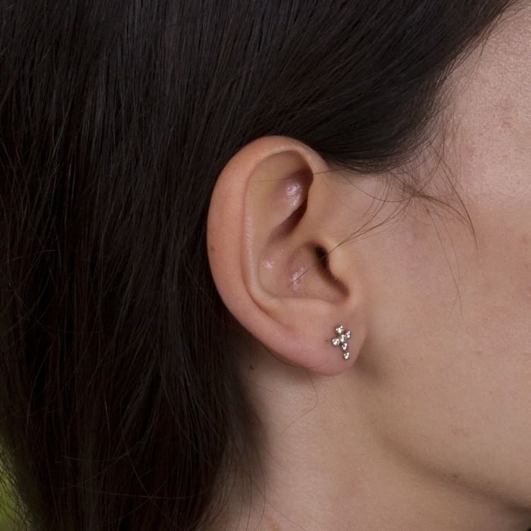 Kolczyki ze złota krzyż