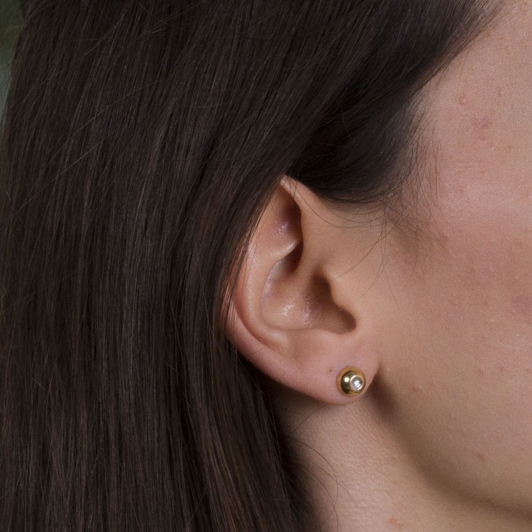 Okrągłe kolczyki ze złota