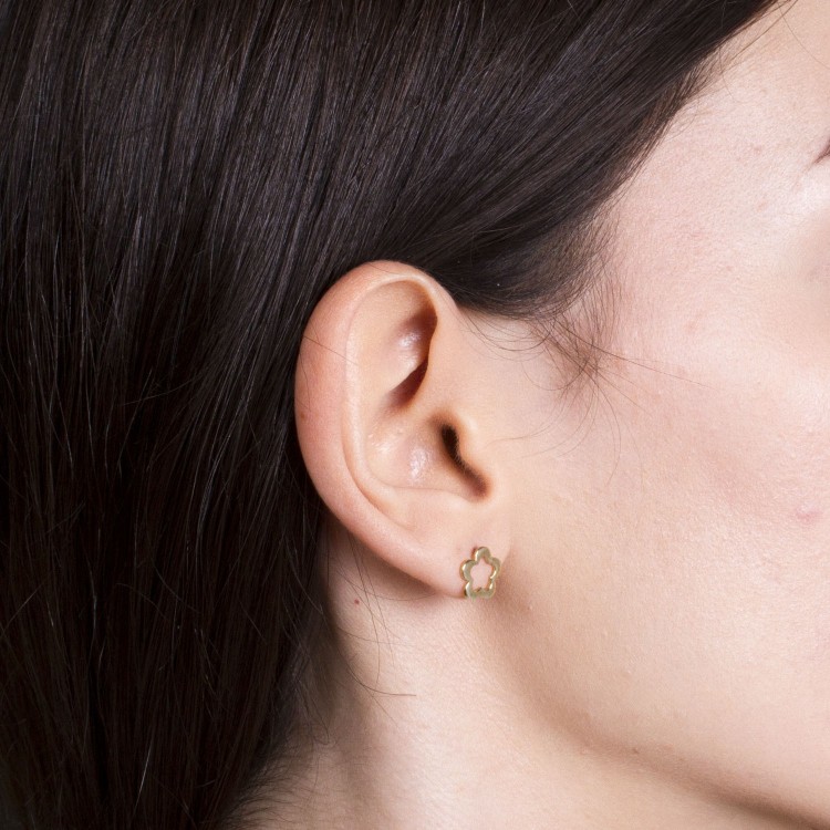 Kolczyki ze złota kwiat