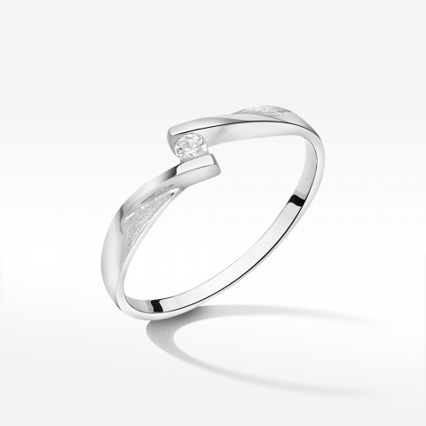 Pierścionek ze złota z cyrkonią