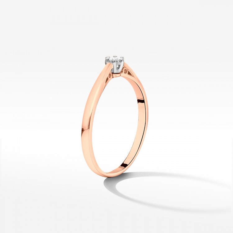 Pierścionek z różowego złota