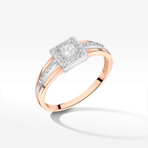 Pierścionek zaręczynowy z diamentami