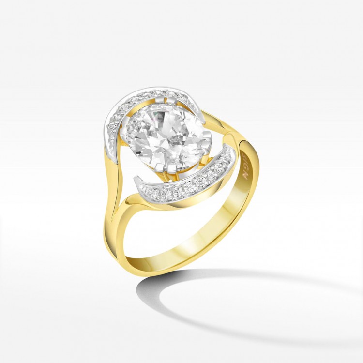 Pierścionek ze złota z cyrkoniami