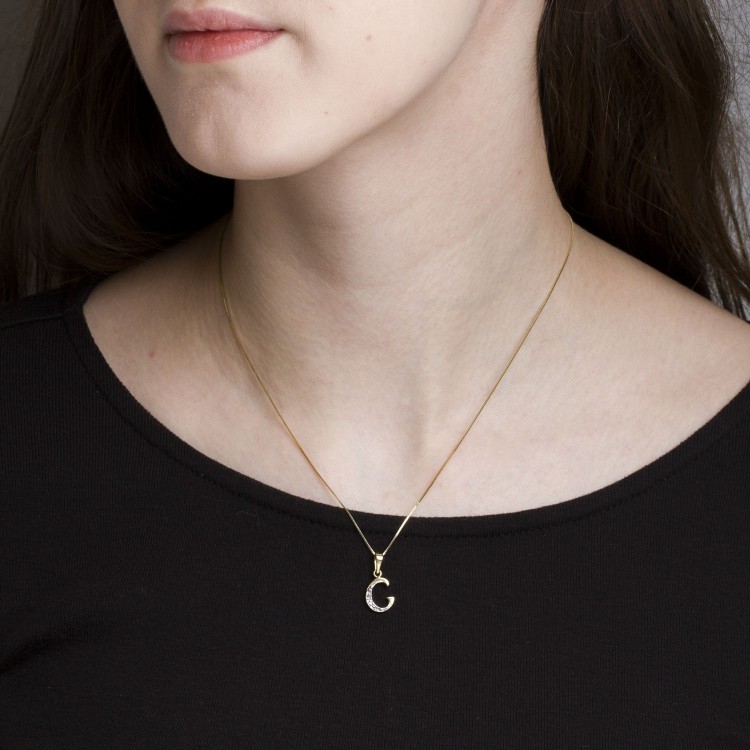 Zawieszka ze złota literka C