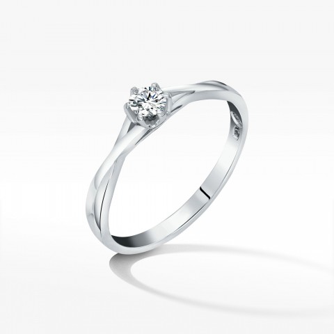 Pierścionek z białego złota z diamentem