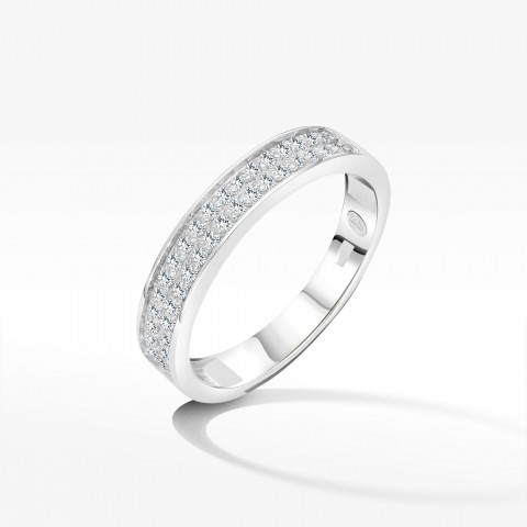 Pierścionek z diamentami