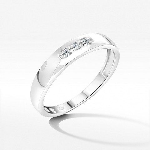 Pierścionek z diamentami