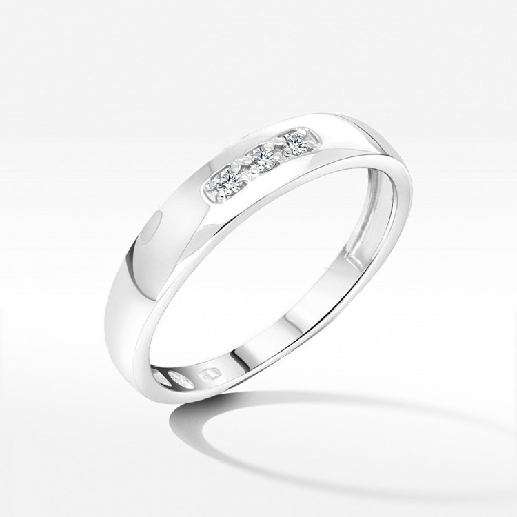 Pierścionek z diamentami