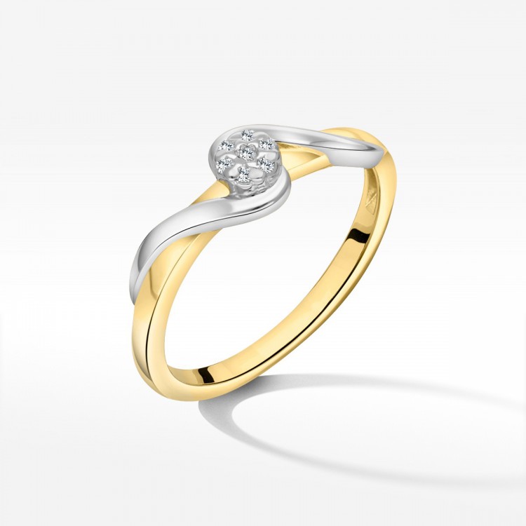 Pierścionek zaręczynowy z diamentami