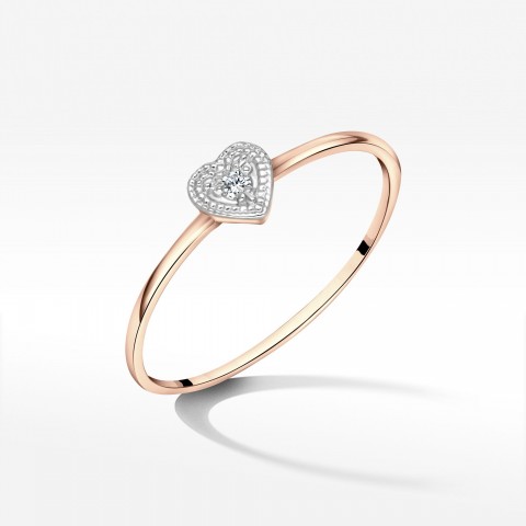 Pierścionek serce z diamentem