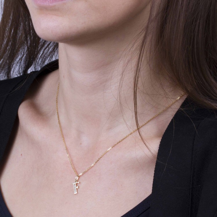 Zawieszka ze złota literka F z cyrkoniami